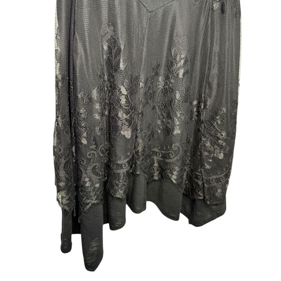 Torrid Women’s 1X Babydoll Cami Tank Top Black Flutter Lace Goth Whimsigoth - Picture 2 of 4